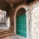 Arya Šibenik