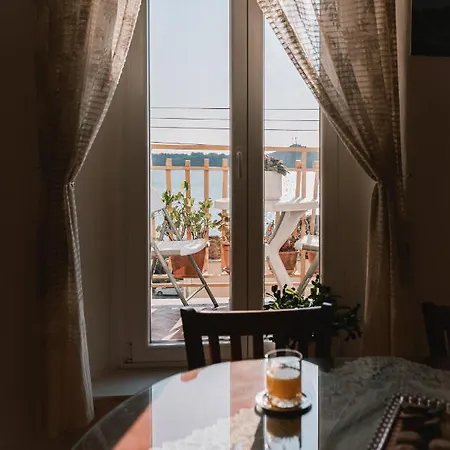 Апартаменты Arya