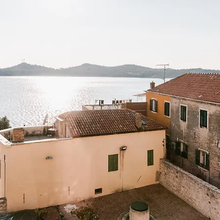 Arya Апартаменты