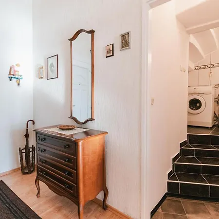 Апартаменты Arya *