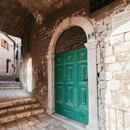 Arya Sibenik